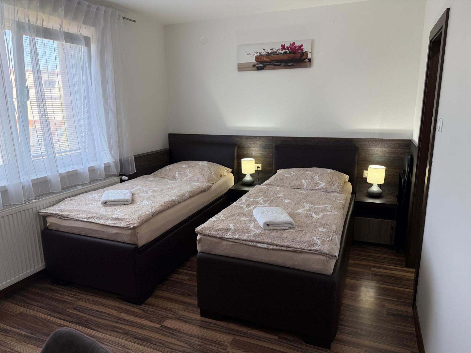 Ubytovanie Zobor Neutra Zimmer foto