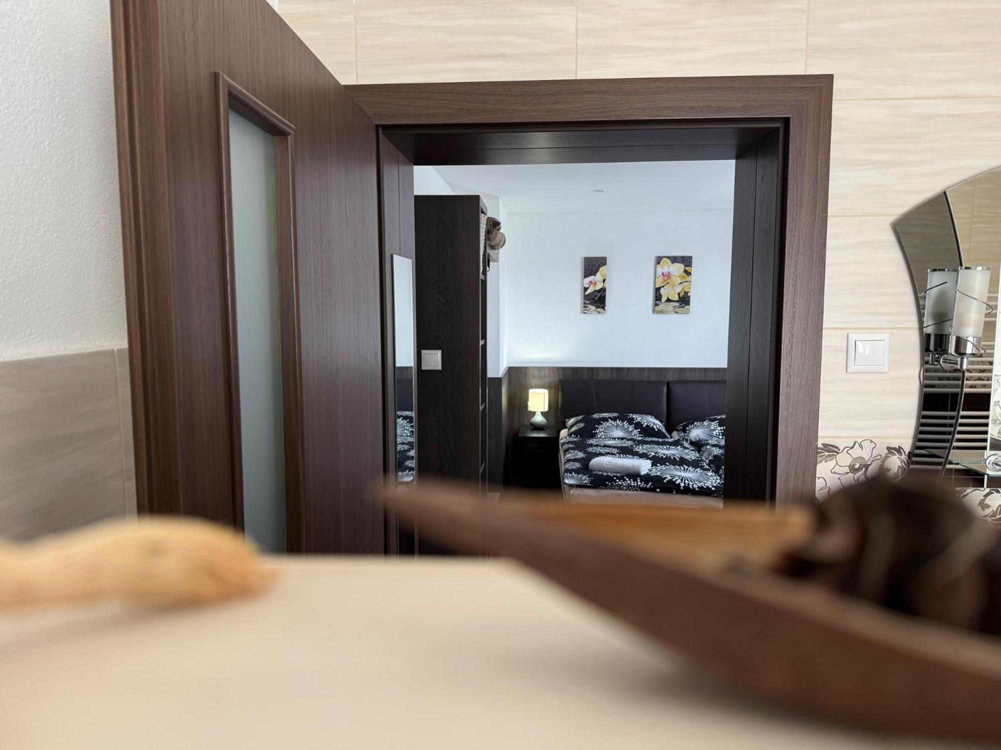 Ubytovanie Zobor Neutra Zimmer foto
